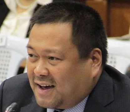 Sen. Marcos thanks JV Ejercito for defending him Sen. Marcos thanks JV Ejercito for defending him