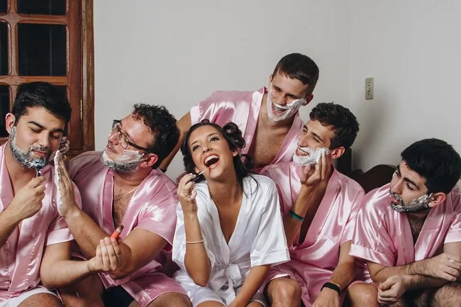 Bride’s Own Brothers Became Her “Bridesmaids” Bride’s Own Brothers Became Her “Bridesmaids”