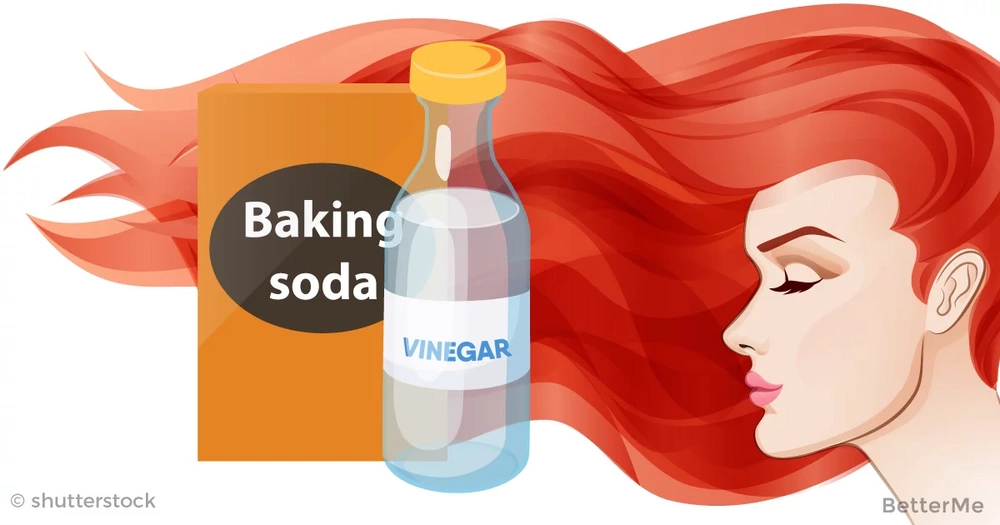 Easy DIY Baking Soda Shampoo