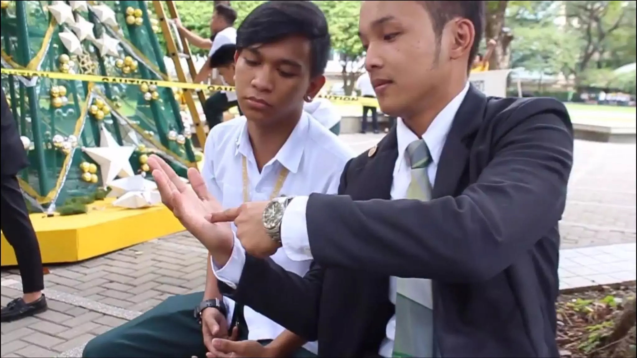 Tamaraws initiate a university-wide 'Mannequin Challenge' Tamaraws initiate a university-wide 'Mannequin Challenge'