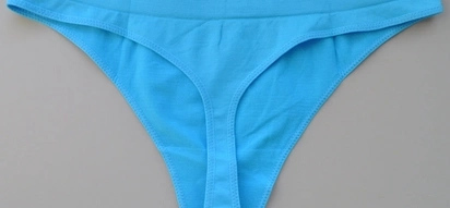 13 occasions when you shouldn't wear thongs
