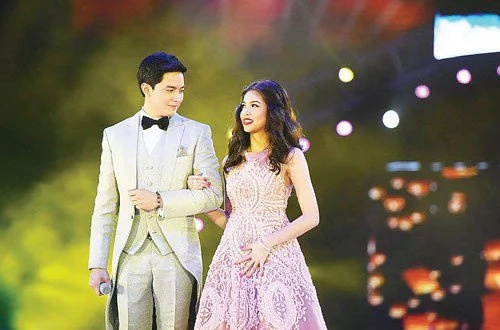 Alden and Maine break through the Box-Office Entertainment Awards Alden and Maine break through the Box-Office Entertainment Awards