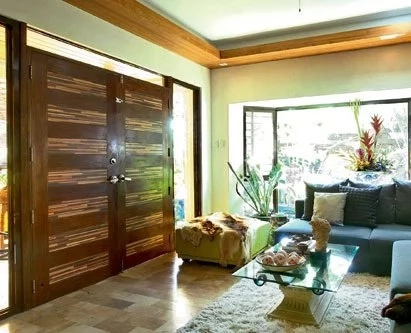 Take a peek inside Enrique Gil's house Take a peek inside Enrique Gil's house