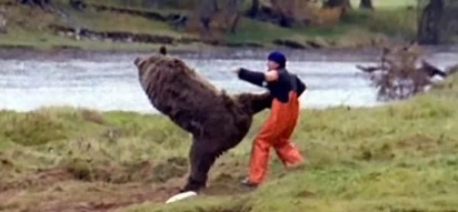 Japanese fisherman fights off a wild bear using his karate skills