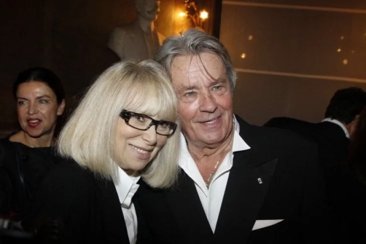 Mireille Darc avec Alain Delon | Getty Images