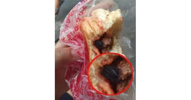 Customer slams Angel's Burger Customer slams Angel's Burger