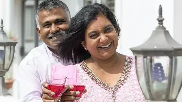 Peter and Simmi had their wedding on Valentine's Day in 1993. Source: IOL Peter and Simmi had their wedding on Valentine's Day in 1993. Source: IOL