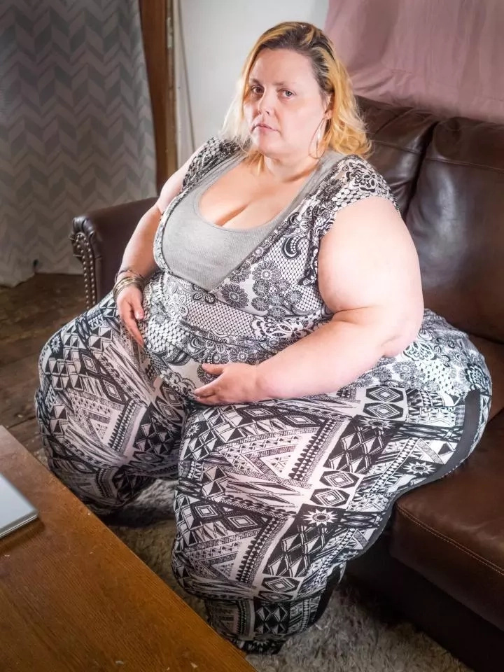 Elle met sa vie en danger, pour avoir les hanches les plus larges du monde (VIDEO)