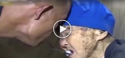 How this armless man feeds his 90-year-old mother by holding spoon in his mouth will move you to tears