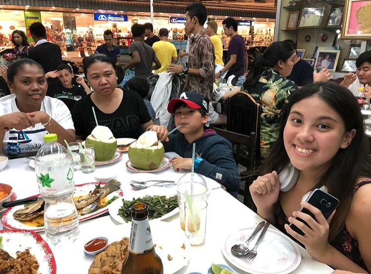 Namalengke ang Megastar! Sharon Cuneta and kids enjoy their market adventure in Thailand Namalengke ang Megastar! Sharon Cuneta and kids enjoy their market adventure in Thailand