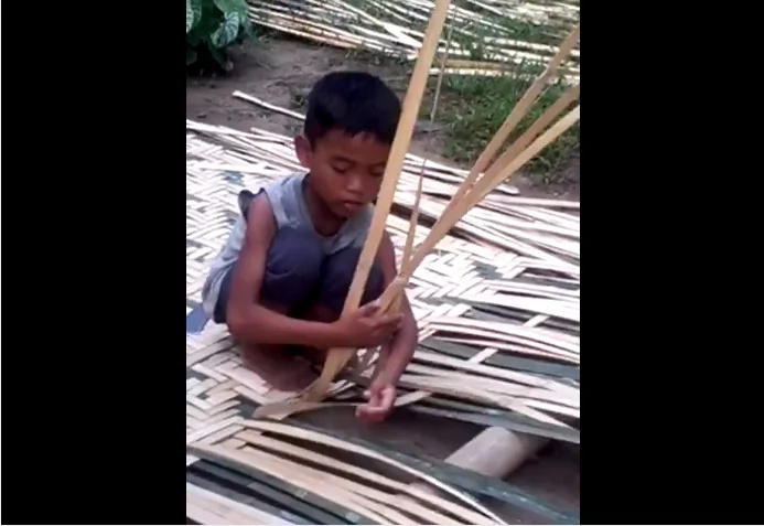 Video of a boy weaving bamboo sawali received different criticisms from netizens Video of a boy weaving bamboo sawali received different criticisms from netizens