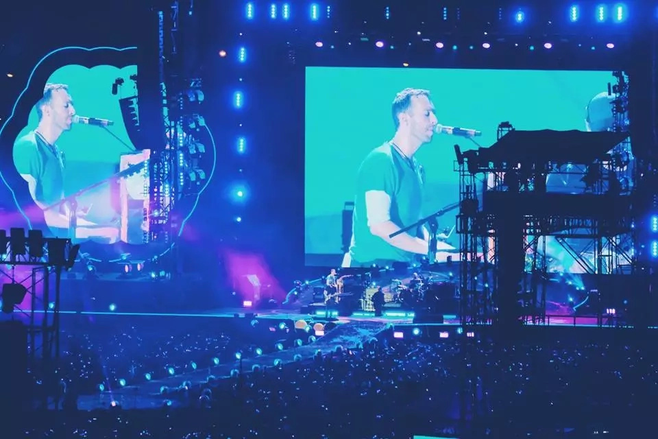 coldplay-concert coldplay-concert