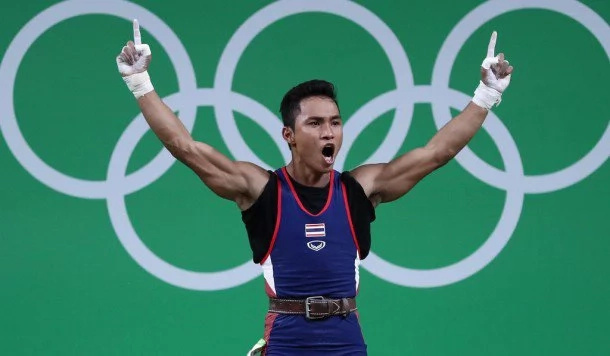 Thai Olympic medalist loses grandmother while celebrating Thai Olympic medalist loses grandmother while celebrating