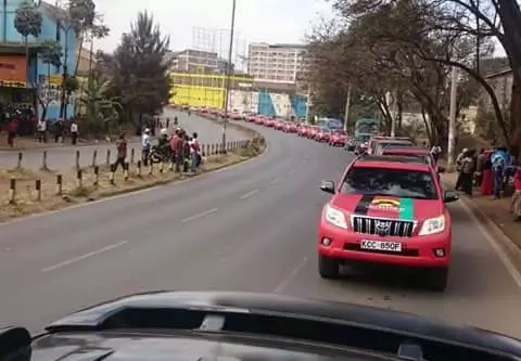 Jubilee Party convoy brings Nairobi to a standstill (photos)