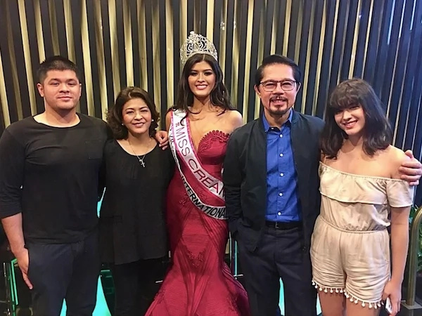 Christopher de Leon gets emotional when daughter won Miss International Philippines 2017 Christopher de Leon gets emotional when daughter won Miss International Philippines 2017