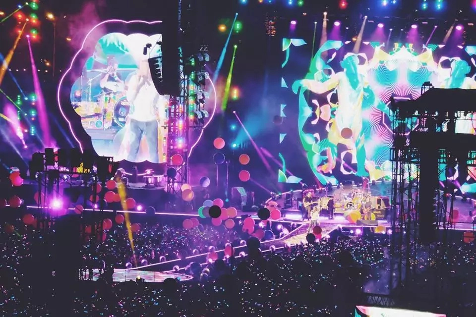 coldplay-concert coldplay-concert