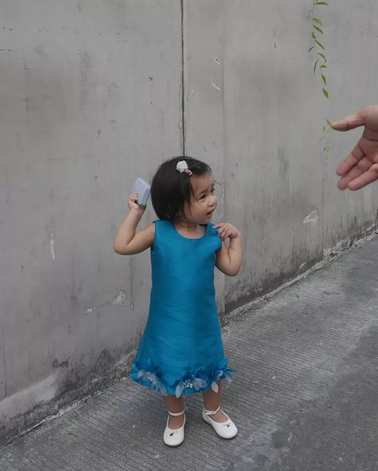 Hinatid si Robin sa ABS-CBN! Isabella Padilla accompanies her Daddy Robin Padilla to work Hinatid si Robin sa ABS-CBN! Isabella Padilla accompanies her Daddy Robin Padilla to work