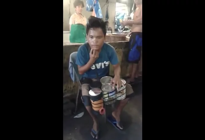 Badjao Street Drumming Viral Video Entertained Millions of Netizens! Badjao Street Drumming Viral Video Entertained Millions of Netizens!