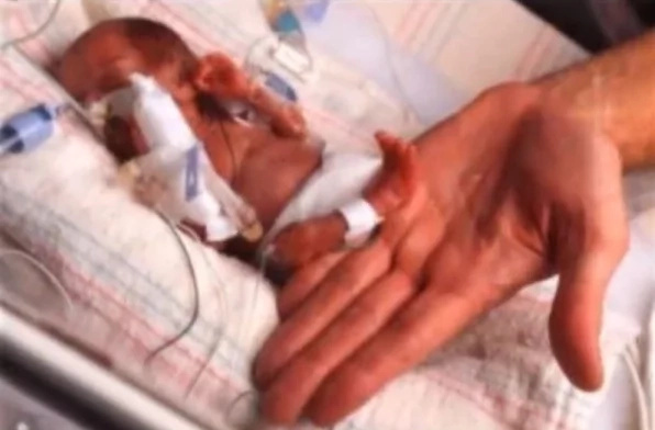 She lied to doctors and saved her childs life! She lied to doctors and saved her childs life!