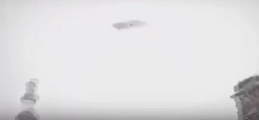 Mysterious Creatures Caught On TAPE — And Everyone Loses Their Sh*t Mysterious Creatures Caught On TAPE — And Everyone Loses Their Sh*t