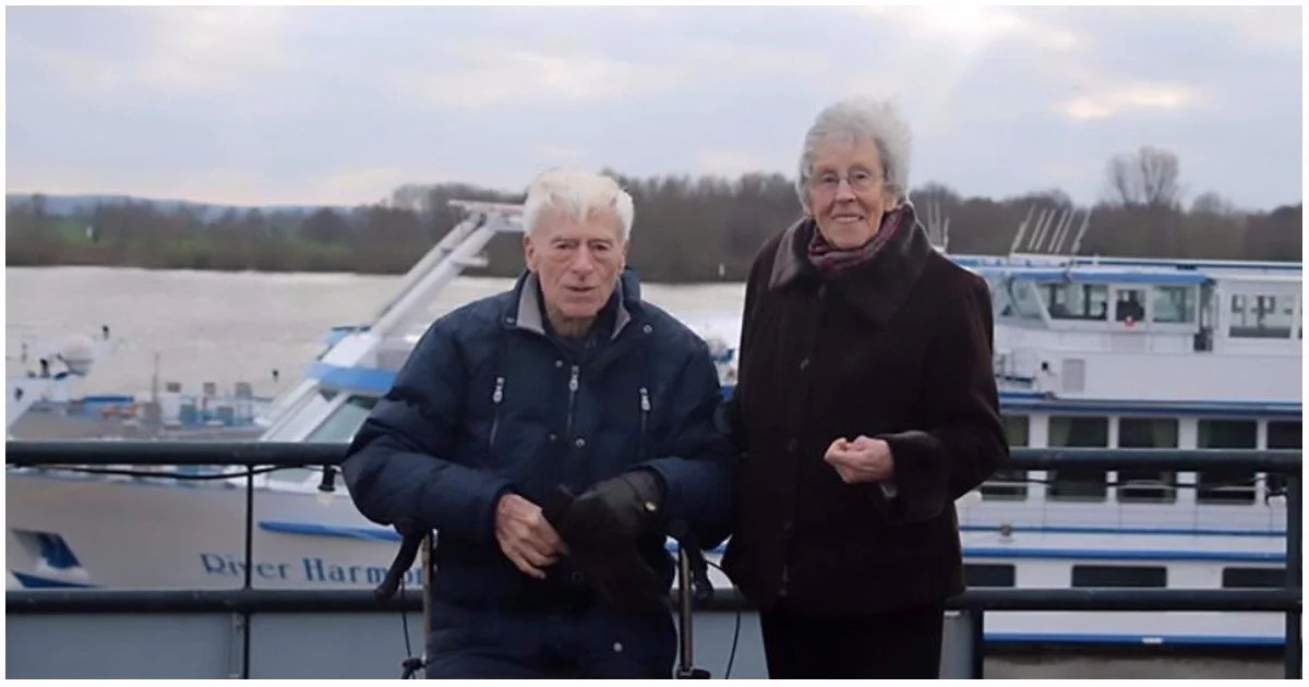 Old couple die together after 65 years of marriage (photo)