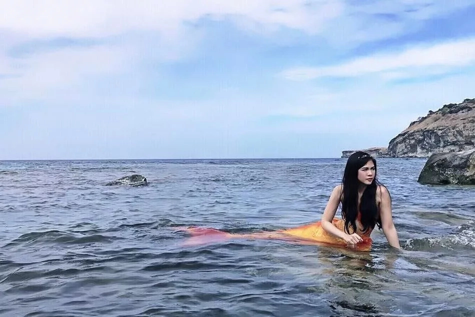 Janella and Elmo show sweetness on and off cam Janella and Elmo show sweetness on and off cam