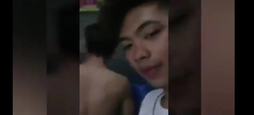 Couple shocked netizens with their sweetness in viral Facebook video Couple shocked netizens with their sweetness in viral Facebook video