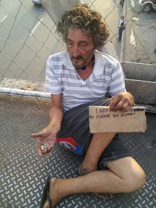 Pinay wife leaves this Italian begging in the streets Pinay wife leaves this Italian begging in the streets