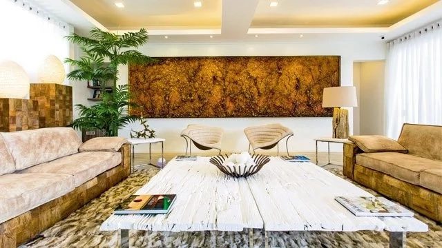 Coco Martin gives an awesome tour of his lavish house in Quezon City Coco Martin gives an awesome tour of his lavish house in Quezon City