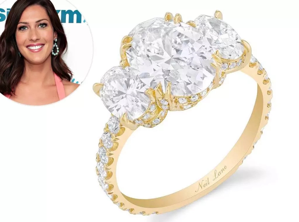 All The Details About Becca Kufrin's Stunning Engagement Ring & How It Compares To Other Bachelorette Bling