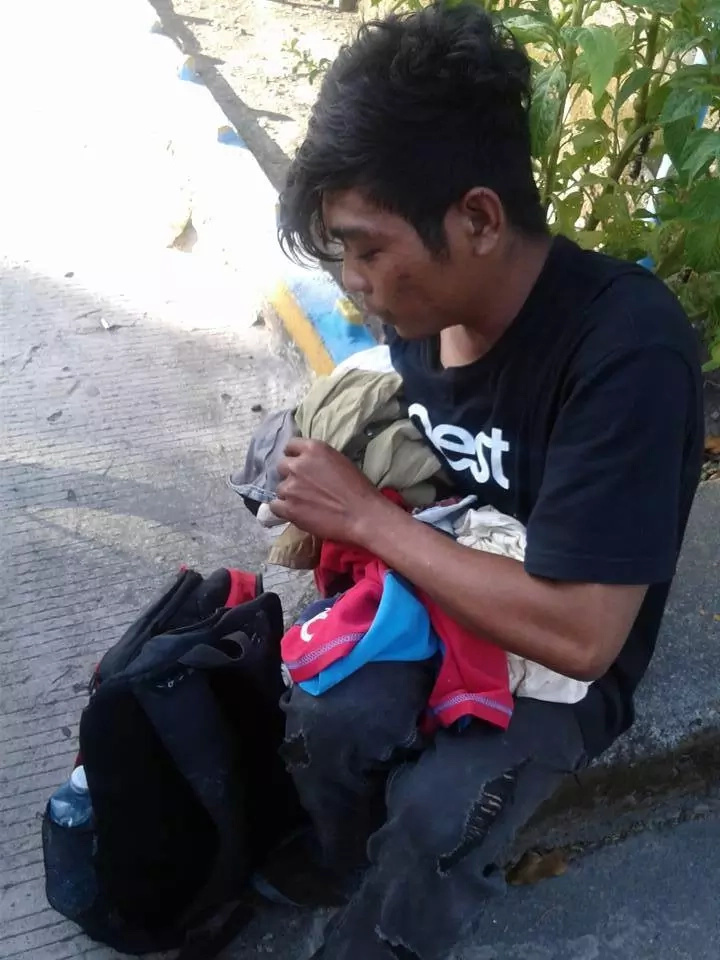 crying-pinoy crying-pinoy