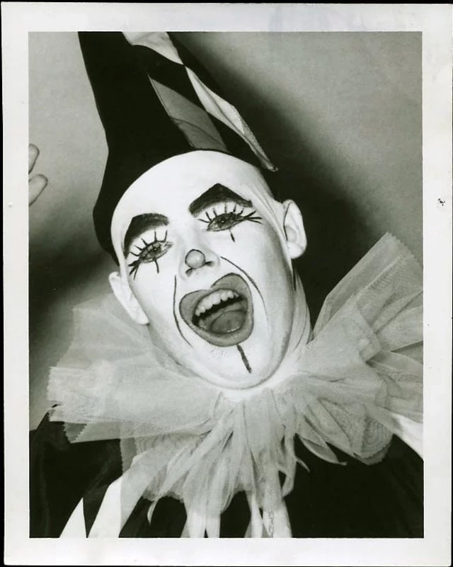 34 Vintage Photos Of Creepy Clowns That Will Make You Lose All Sh*t 34 Vintage Photos Of Creepy Clowns That Will Make You Lose All Sh*t
