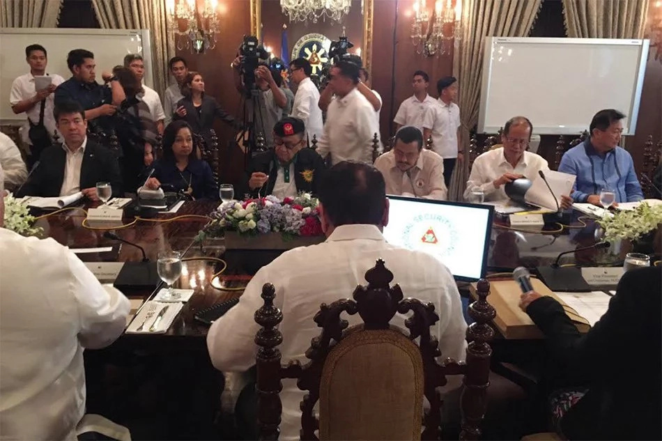 Five past, present Philippine presidents in unity Five past, present Philippine presidents in unity