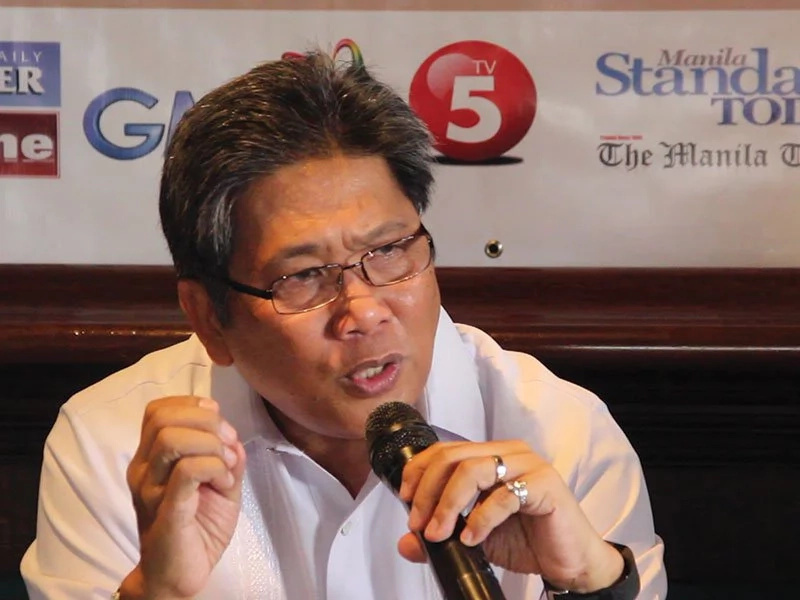 Ex Communication Sec. Coloma charged of graft and plunder Ex Communication Sec. Coloma charged of graft and plunder