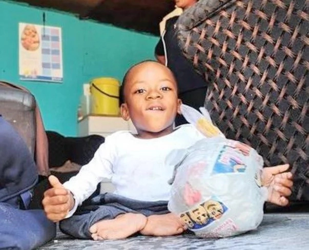 Readers touched by CRIPPLED boy's story begin donating money for wheelchair Readers touched by CRIPPLED boy's story begin donating money for wheelchair