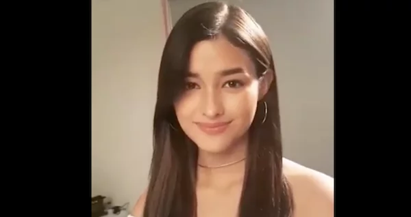 This video of Liza Soberano staring and smiling will motivate you today This video of Liza Soberano staring and smiling will motivate you today