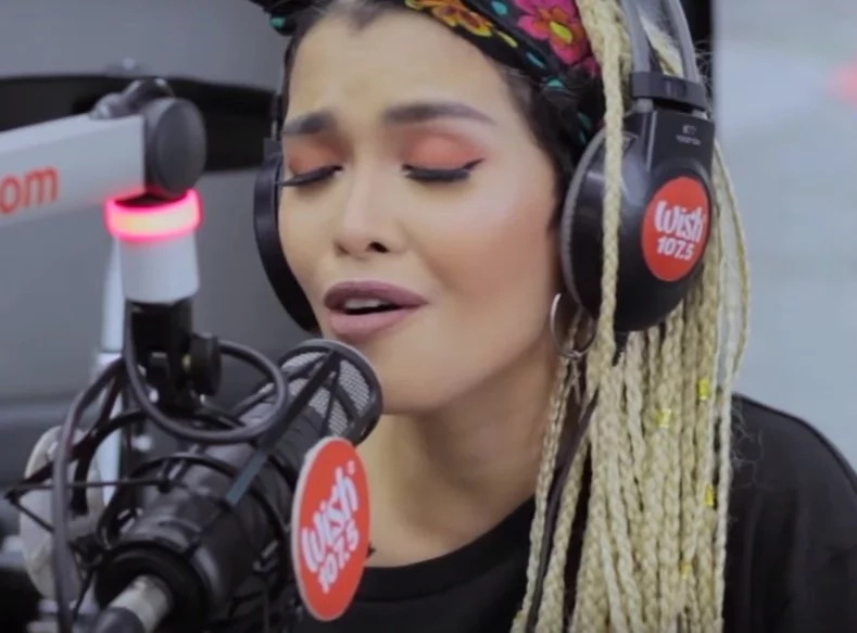 KZ Tandingan serenades netizens, fans with Kita Kita soundtrack. She is also the voice behind some of the most popular teleserye songs! KZ Tandingan serenades netizens, fans with Kita Kita soundtrack. She is also the voice behind some of the most popular teleserye songs!