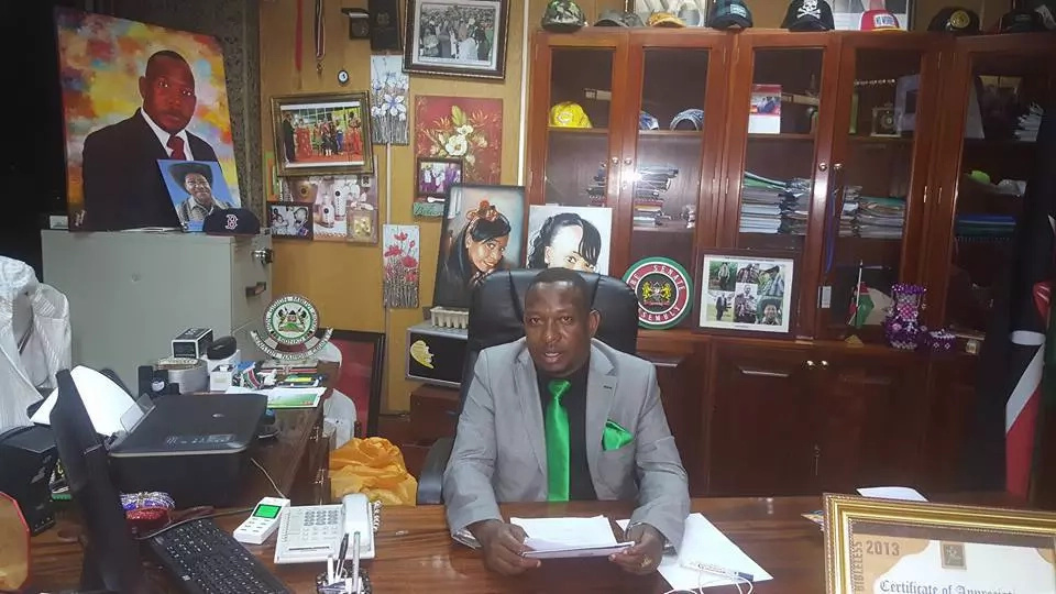 Mike Sonko criticised for having a disorganised officce