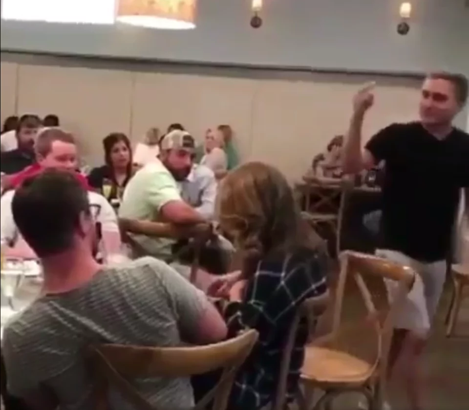 Boyfriend dumps his lover moments after staging emotional marriage proposal in a busy restaurant Boyfriend dumps his lover moments after staging emotional marriage proposal in a busy restaurant