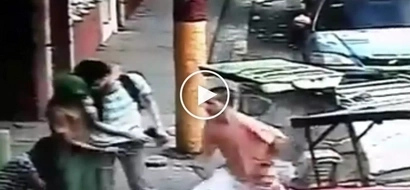 Wag mag-cellphone sa kalsada! Scary Pinoy hold-uppers victimize helpless student in Manila