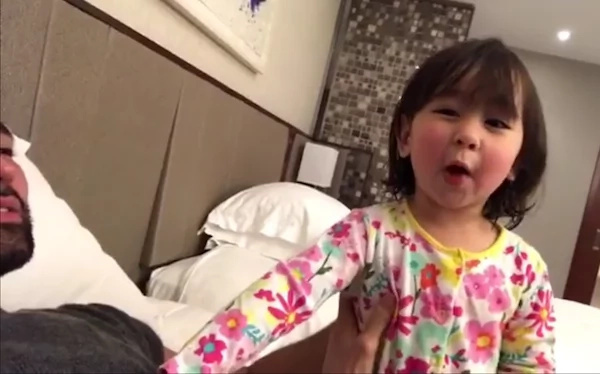 Scarlet Snow Belo shows her funny side while bonding with daddy Hayden Scarlet Snow Belo shows her funny side while bonding with daddy Hayden