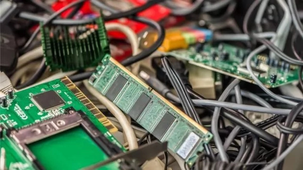 Developed countries turn Africa into DUMPING SITE for e-waste, experts warn of dire consequences (photos) Developed countries turn Africa into DUMPING SITE for e-waste, experts warn of dire consequences (photos)