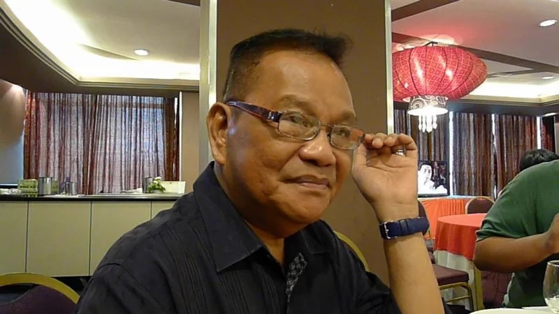 Ara Mina commits blooper during Direk Delos Reyes wake Ara Mina commits blooper during Direk Delos Reyes wake