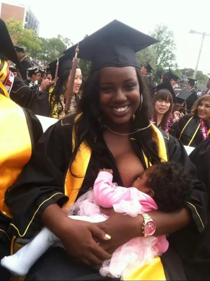 See amazing photos of young and ambitious moms graduating from college See amazing photos of young and ambitious moms graduating from college