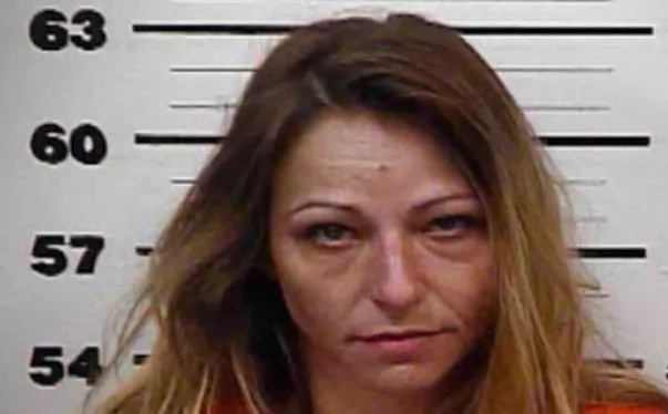 Tennessee Man Slept In His Bed, Until This Woman CAME IN... F*ck! Tennessee Man Slept In His Bed, Until This Woman CAME IN... F*ck!