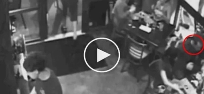 Waiter rescued this guy from a stupid death. Watch how this happened