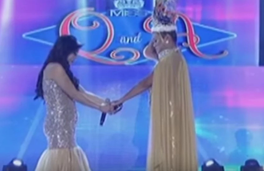Juliana Parizcova Segovia wins 10th Ms. Q and A crown. Showtime then named her first Hall of Famer! Juliana Parizcova Segovia wins 10th Ms. Q and A crown. Showtime then named her first Hall of Famer!