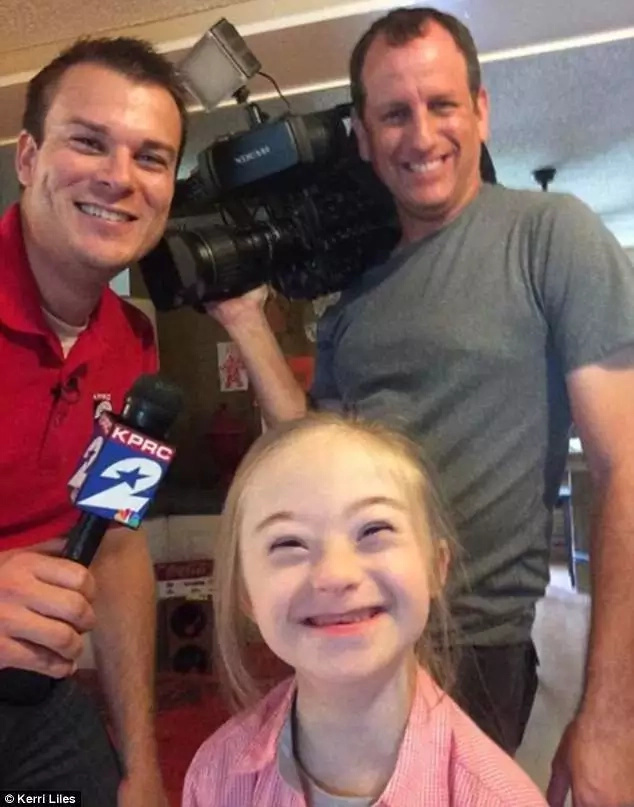 Mom stunned after her son, 7, takes spectacular photo of his guardian angel Mom stunned after her son, 7, takes spectacular photo of his guardian angel