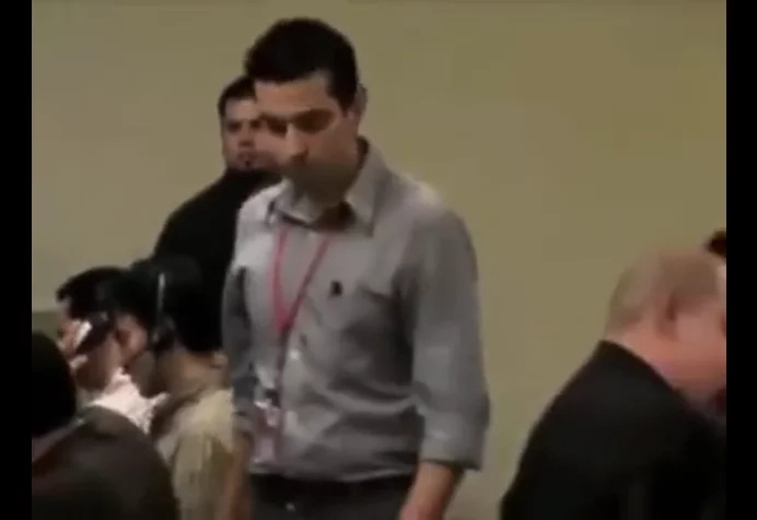 Netizens viewed this video as the best call center prank ever. Netizens viewed this video as the best call center prank ever.