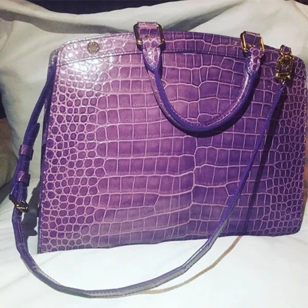 Sharon Cuneta's favorite P2M handbag is not Hermes! Sharon Cuneta's favorite P2M handbag is not Hermes!